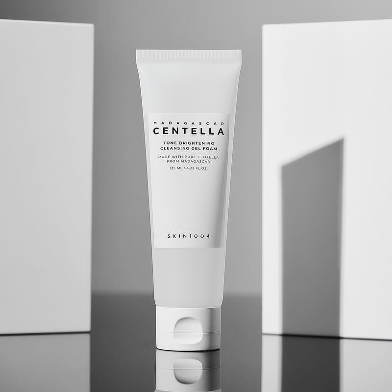 CENTELLA Tone Brightening Cleansing Gel Foam