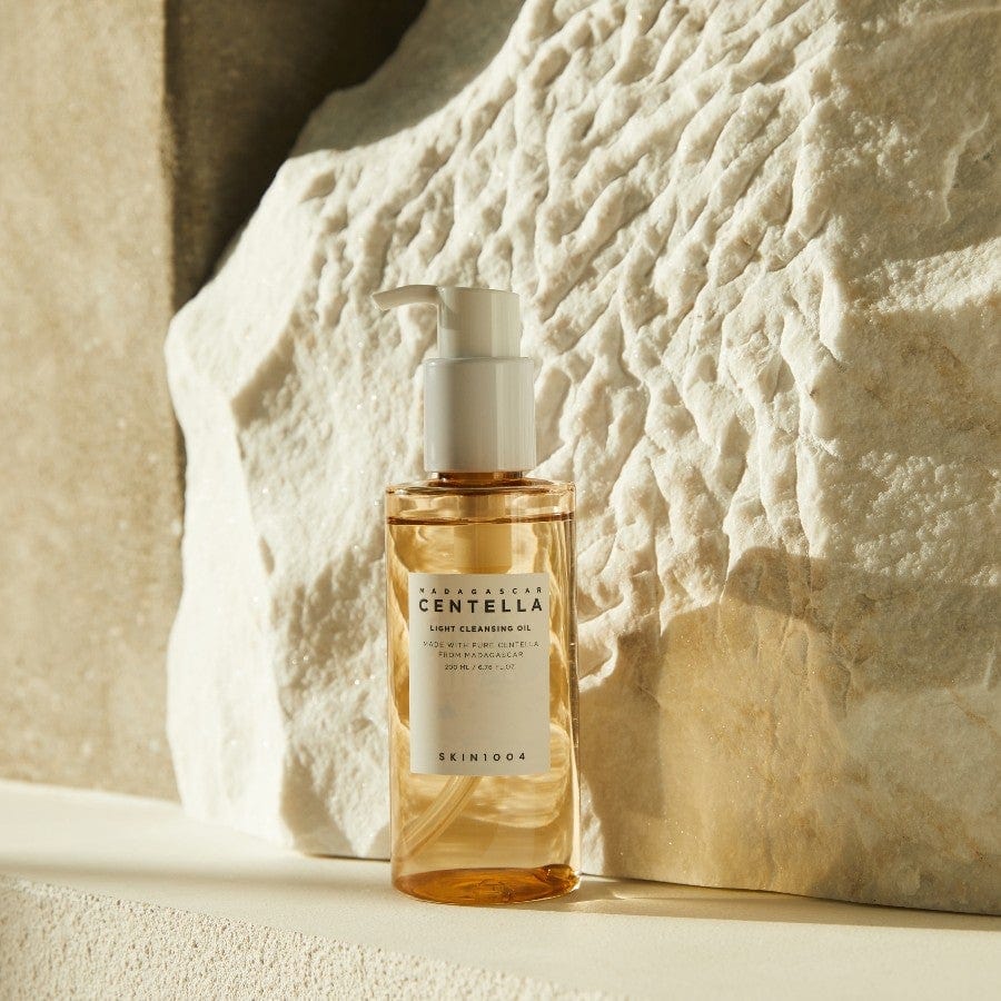 CENTELLA Madagascar Centella Light Cleansing Oil